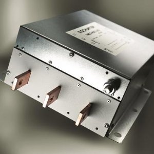 The FMCC SOL is intended for high attenuation of electromagnetic interference in 3-phase systems. Rated currents range from 150 to 2500 A at 520 or 760 V.