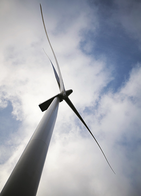 Onshore installation of best-selling offshore wind turbine: Six units of Siemens' Model SWT-3.6-120 will extend North Frisia's community-owned Norderhof wind power plant.