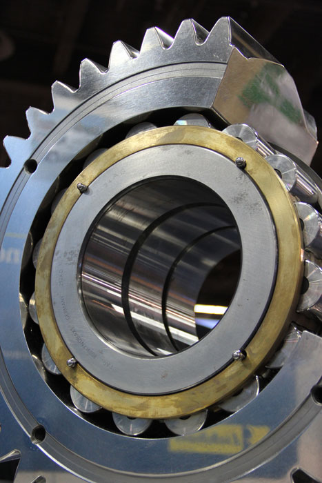 Eickhoff displayed this planetary gear with custom-made bearings. The Pennsylvania-based company manufactures, repairs and rebuilds gearboxes. They also spend a lot of time wiping fingerprints from this gear, says Greg Parluk.