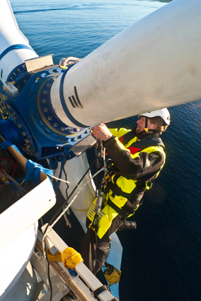 The SeaWind survival suit has been developed to meet extreme situations, including the demanding conditions of working on wind turbines