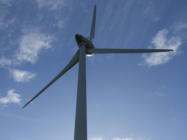 Companies manufacturing wind turbines and key components for the Chinese market have until 1 July 2015 to obtain a local certificate required by China’s National Energy Administration.