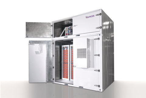 Y.Cube’s compact size allows for easy installation. No on-site crane is needed; installation can be done with a forklift, saving considerable time and money. For ease of shipping, the Y.Cube can be split into its two sub-enclosures – one containing either one or two 250 kVA power conversion systems and the other housing the selected battery array.
