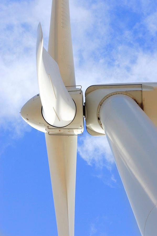 In Europe alone, around 11 GW of installed wind energy capacity will come to an end of life by 2020, assuming a turbine lifespan of 20 years.