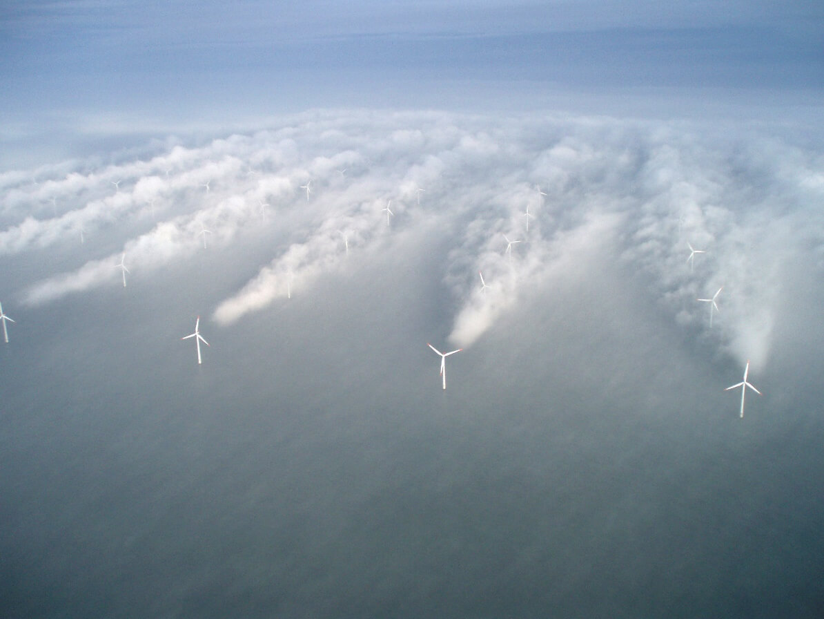 Photo Credit Christian Steiness / Vattenfall (Horns Rev Offshore Wind Farm, Denmark) Original Image Link: http://i.imgur.com/qruVcnu.jpg