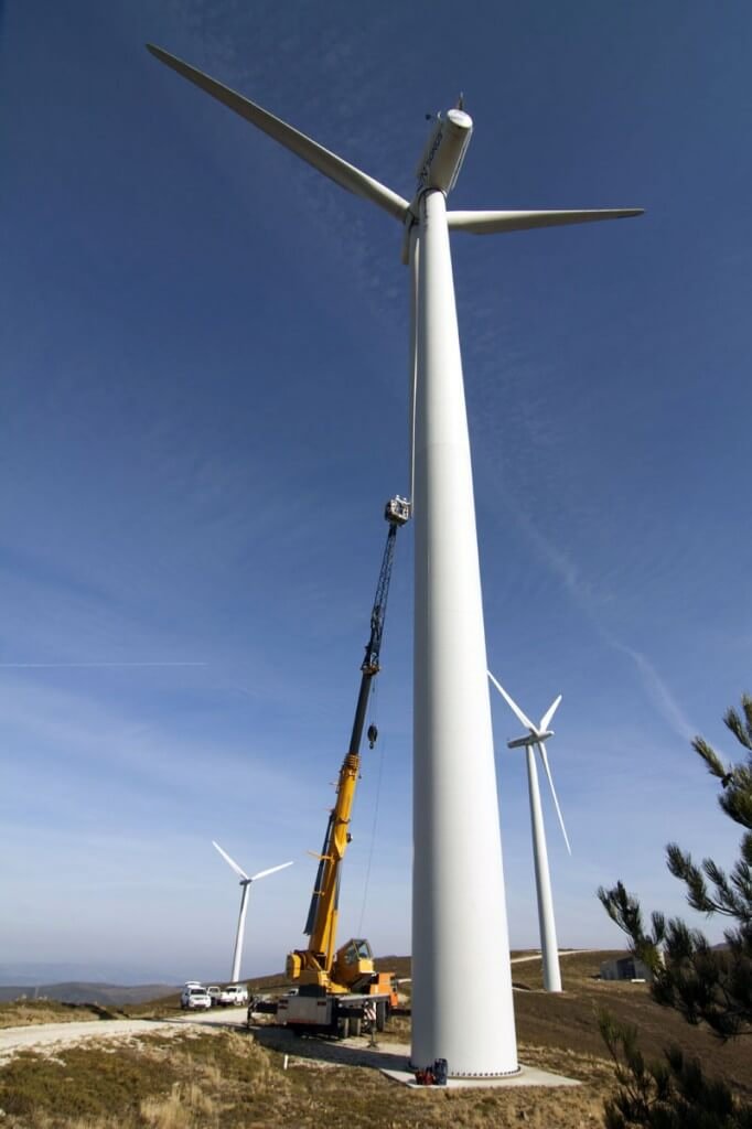 Turbine side equipment makeing adjustments to its blades.