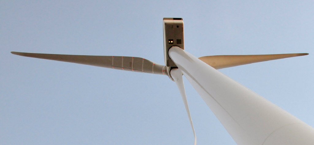 Optimizing blade aerodynamics helps achieve a significantly higher energy yield, for higher profitability. The increase is dependent on the turbine site, type, and condition. However, long-term field tests show increases in annual energy production of 2.0% or more.