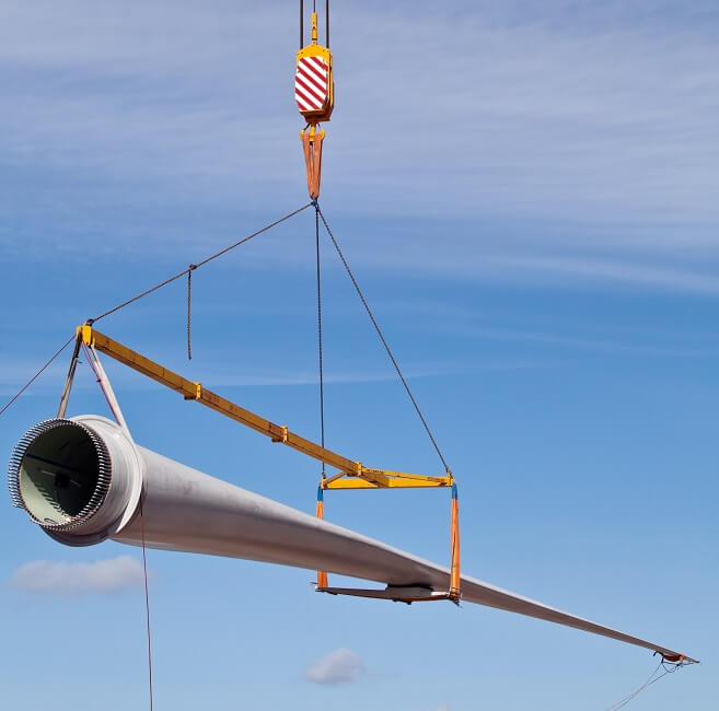 Wind operators are upgrading to larger, more efficient turbines before tax credits expire. (Image credit: Ictor)