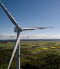 With 112-meter towers and a tip height of 180 meters, the wind turbines will be the tallest installed in the U.S., according to Vestas.