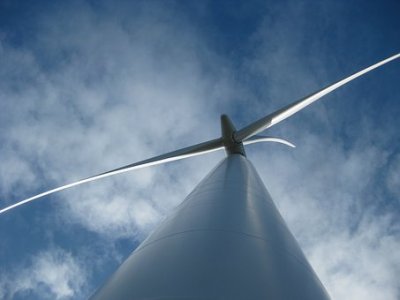 To learn more about wind turbine drivetrain technologies, go to the DOE's wind blog.