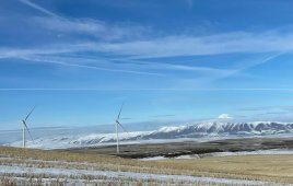 200-MW Golden Hills wind farm powering Oregon utility